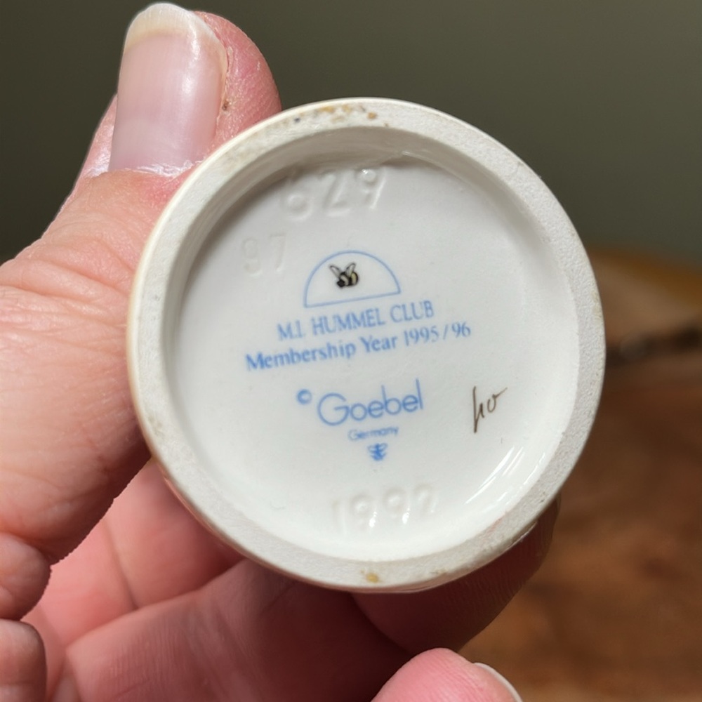 HUMMEL "From Me to You" #629 - Picture 6 of 6